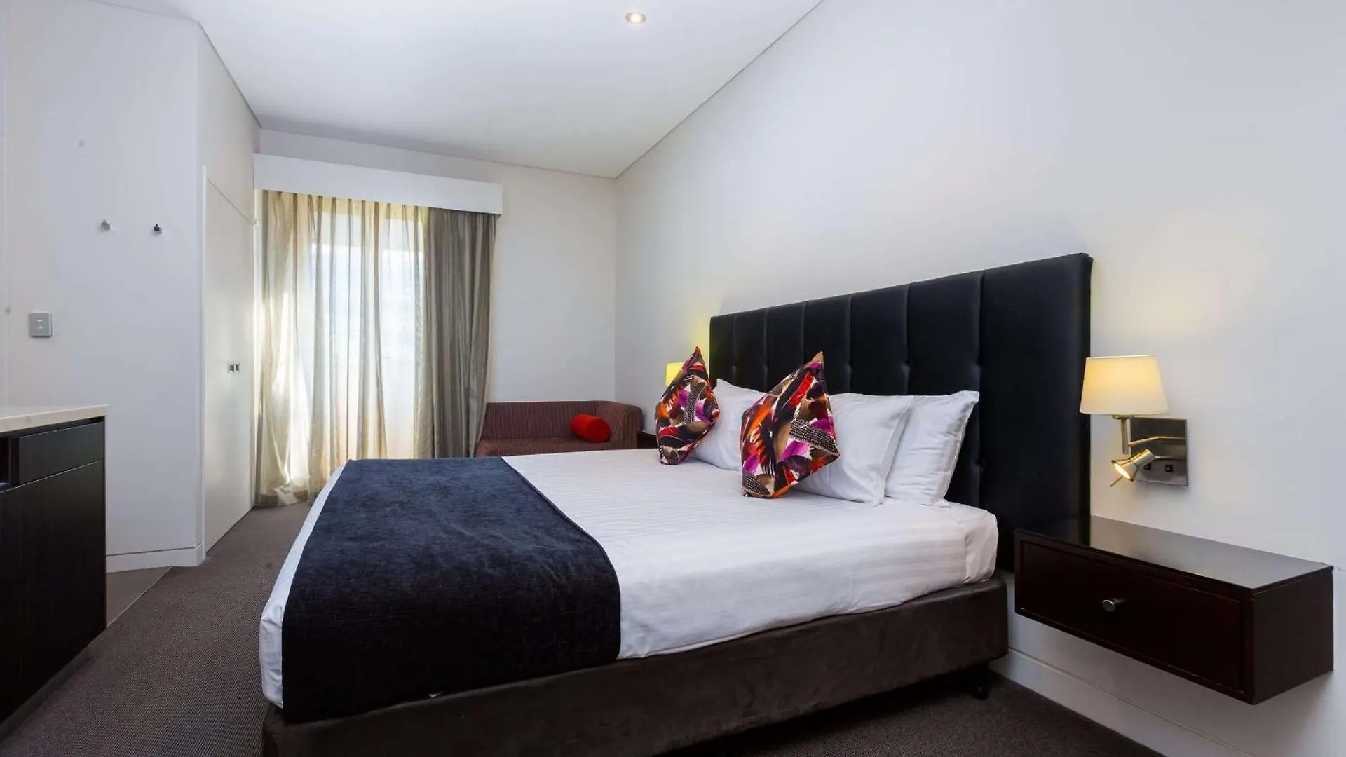 Club Wyndham Perth, Trademark Collection By Wyndham Hotel