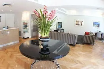 Hotel Club Wyndham Perth, Trademark Collection By Wyndham
